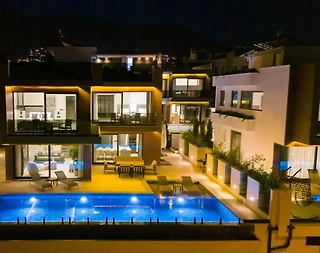 Kaş Kalamar Bölgesinde Merkezi Konumda, Özel Havuzlu, Kiralık Villa - 1