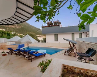 Kaş Kalkan'da Merkezi Konumda, Özel Havuzlu, Konforlu Villa - 3
