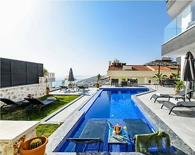 Kaş Kalkan'da Nezih Konumda, Özel Havuzlu, Konforlu Villa - 3