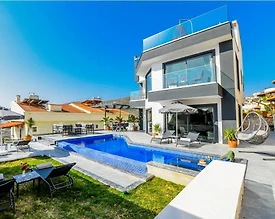 Kaş Kalkan'da Nezih Konumda, Özel Havuzlu, Konforlu Villa - 2