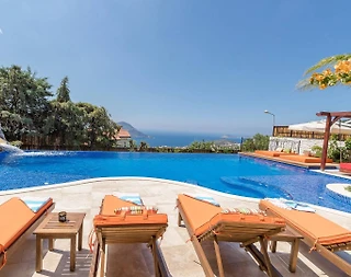 Kaş Kalkan'da Merkezi Konumda, Özel Havuzlu, Lüks Villa - 4
