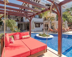 Kaş Kalkan'da Merkezi Konumda, Özel Havuzlu, Lüks Villa - 2