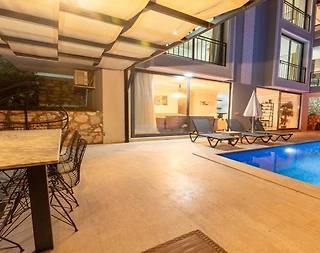Kaş Kalkan'da Elverişli Konumda, Özel Havuzlu, Lüks Villa - 2