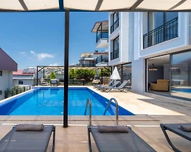 Kaş Kalkan'da Elverişli Konumda, Özel Havuzlu, Lüks Villa - 3