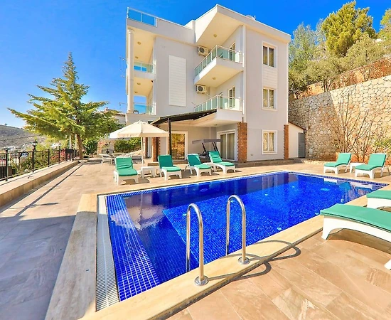 Kaş Kalkan'da Merkezi Konumda, Özel Havuzlu, Lüks Villa - 1