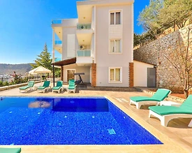 Kaş Kalkan'da Merkezi Konumda, Özel Havuzlu, Lüks Villa - 2
