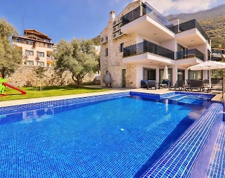 Kaş Kalkan'da Merkezi Konumda, Özel Havuzlu, Lüks Villa - 2