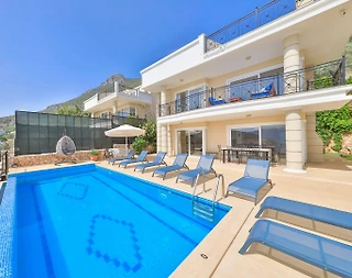 Kaş Kalkan'da Merkezi Konumda, Özel Havuzlu, Lüks Villa - 2