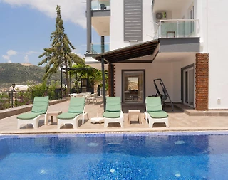 Kaş Kalkan'da Merkezi Konumda, Özel Havuzlu, Lüks Villa - 3