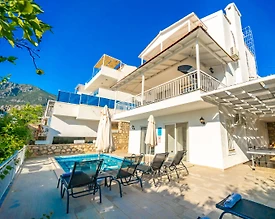 Kaş Kalkan'da Merkezi Konumda, Özel Havuzlu, Lüks Villa - 2