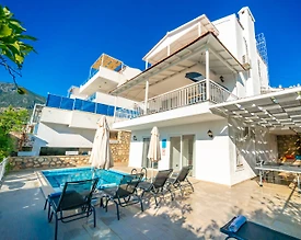 Kaş Kalkan'da Merkezi Konumda, Özel Havuzlu, Lüks Villa - 3