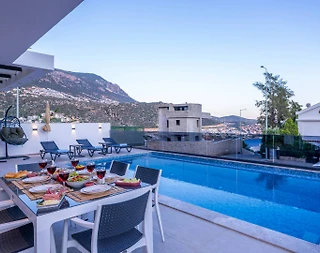 Kaş Kalkan'da Modern Tasarımlı, Özel Havuzlu, 3+1 Konforlu Villa - 5