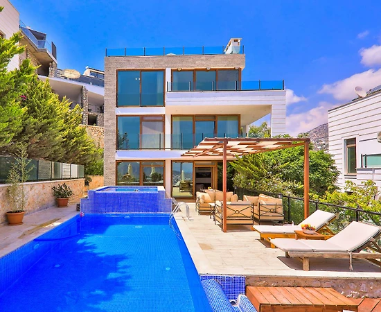 Kaş Kalkan'da Modern Tasarımlı, Özel Havuzlu, Lüks Villa - 1