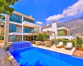 Kaş Kalkan'da Modern Tasarımlı, Özel Havuzlu, Lüks Villa - 3