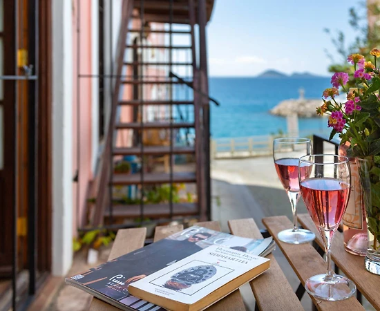 Kaş Kalkan'da Muhteşem Deniz Manzaralı, 5 Kişilik, Konforlu Daire - 1