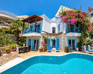 Kaş Kalkan'da Muhteşem Deniz Manzaralı, Özel Havuzlu, 4+1 Villa - 1
