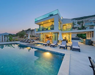 Kaş Kalkan'da Muhteşem Deniz Manzaralı, Özel Havuzlu, 5+1, Ultra Lüks Villa - 1