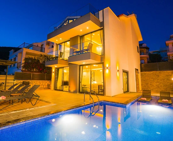 Kaş Kalkan'da Muhteşem Deniz Manzaralı, Özel Havuzlu, Jakuzili Villa - 1