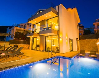 Kaş Kalkan'da Muhteşem Deniz Manzaralı, Özel Havuzlu, Jakuzili Villa - 1