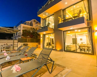 Kaş Kalkan'da Muhteşem Deniz Manzaralı, Özel Havuzlu, Jakuzili Villa - 2