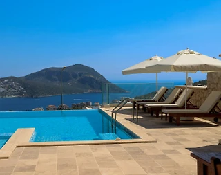 Kaş Kalkan'da Muhteşem Deniz Manzaralı, Özel Havuzlu, Konforlu Villa - 1