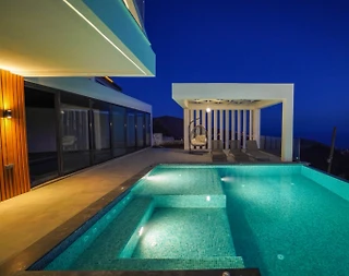 Kaş Bezirgan'da Büyüleyici Deniz Manzaralı, Özel Havuzlu, Kiralık Villa - 4