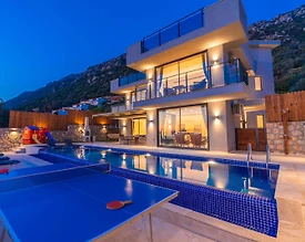 Kaş Bezirgan'da Muhteşem Deniz Manzaralı, Özel Havuzlu, Lüks Villa - 2