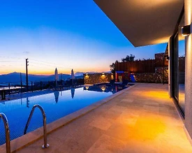 Kaş Bezirgan'da Muhteşem Deniz Manzaralı, Özel Havuzlu, Lüks Villa - 3