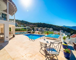 Kaş Kalkan'da Doğa ve Deniz Manzaralı, Özel Havuzlu, Kiralık Villa - 3