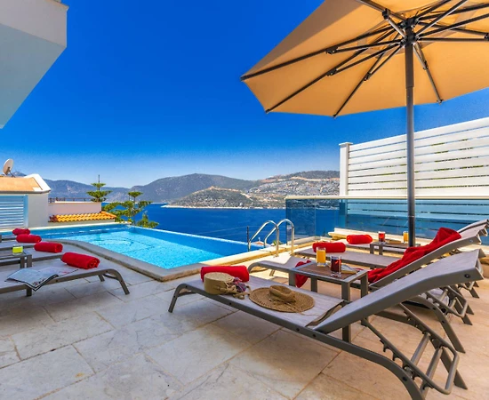 Kaş Kalkan'da Muhteşem Deniz Manzaralı, Özel Havuzlu, Lüks Villa - 1
