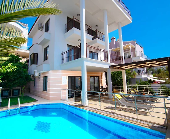 Kaş Kalkan'da Muhteşem Deniz Manzaralı, Özel Havuzlu, Lüks Villa - 1