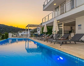 Kaş Kalkan'da Muhteşem Deniz Manzaralı, Özel Havuzlu, Lüks Villa - 3