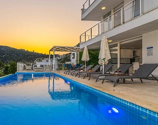 Kaş Kalkan'da Muhteşem Deniz Manzaralı, Özel Havuzlu, Lüks Villa - 3