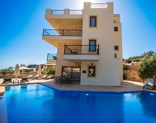 Kaş Kalkan'da Muhteşem Deniz Manzaralı, Özel Havuzlu, Merkezi Villa - 1