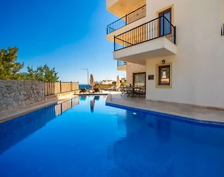 Kaş Kalkan'da Muhteşem Deniz Manzaralı, Özel Havuzlu, Merkezi Villa - 3