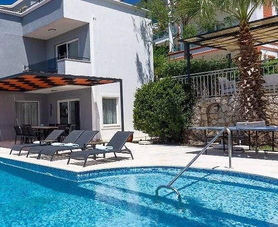 Kaş Kalkan'da Büyüleyici Deniz Manzaralı, Özel Havuzlu, Ferah Villa - 1