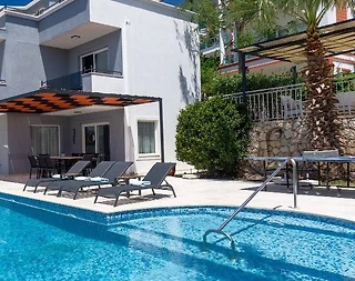 Kaş Kalkan'da Büyüleyici Deniz Manzaralı, Özel Havuzlu, Ferah Villa - 1