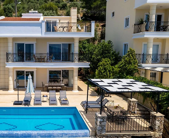 Kaş Kalkan'da Göz Alıcı Deniz Manzaralı, Özel Havuzlu, Jakuzili Villa - 1