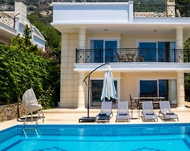 Kaş Kalkan'da Göz Alıcı Deniz Manzaralı, Özel Havuzlu, Jakuzili Villa - 2