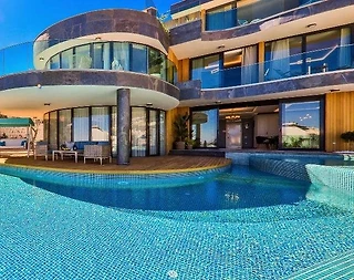 Kaş Kalkan'da Muhteşem Tasarımlı, Özel Havuzlu, Deniz Manzaralı Villa - 1