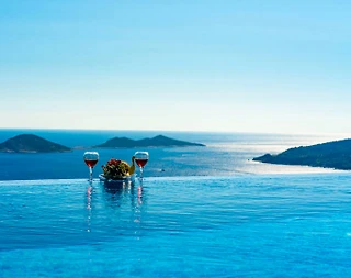 Kaş Kalkan'da Nefes Kesen Deniz Manzaralı, Özel Havuzlu, Şık Villa - 1