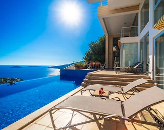Kaş Kalkan'da Nefes Kesen Deniz Manzaralı, Özel Havuzlu, Şık Villa - 2