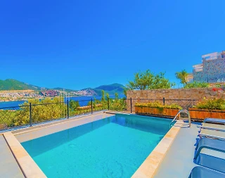 Kaş Kalkan'da Olağanüstü Deniz Manzaralı, Özel Havuzlu, Lüks Villa - 1