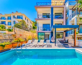 Kaş Kalkan'da Olağanüstü Deniz Manzaralı, Özel Havuzlu, Lüks Villa - 3