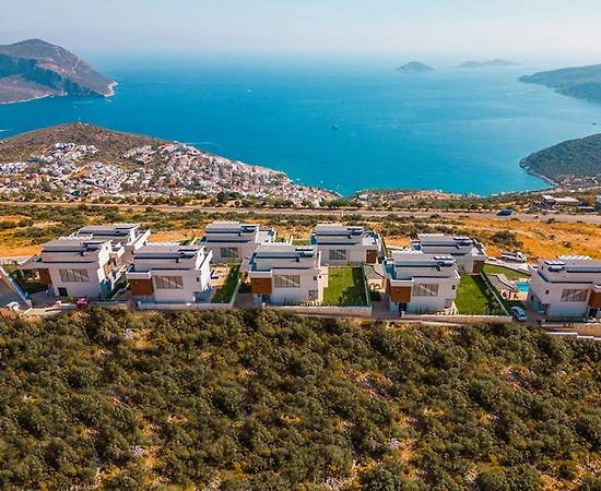 Kaş Kalkan'da Deniz Manzaralı, Özel Havuzlu, Bahçeli Tatil Villası - 1