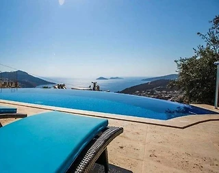 Kaş Kalkan'da Yeşillikler Arasında, Özel Havuzlu, Lüks Villa - 1