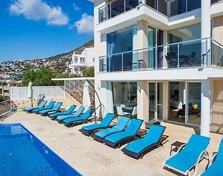 Kaş Kalkan'da Yeşillikler Arasında, Özel Havuzlu, Lüks Villa - 2