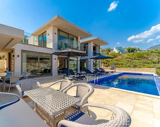 Kaş Kalkan'da Muhteşem Deniz Manzaralı, Özel Havuzlu, Şık Villa - 2