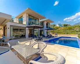 Kaş Kalkan'da Muhteşem Deniz Manzaralı, Özel Havuzlu, Kiralık Villa - 2