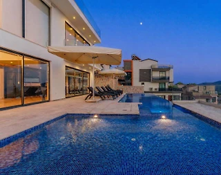 Kaş Kalkan'da Panoramik Deniz Manzaralı, Sonsuzluk Havuzlu, Lüks Villa - 3